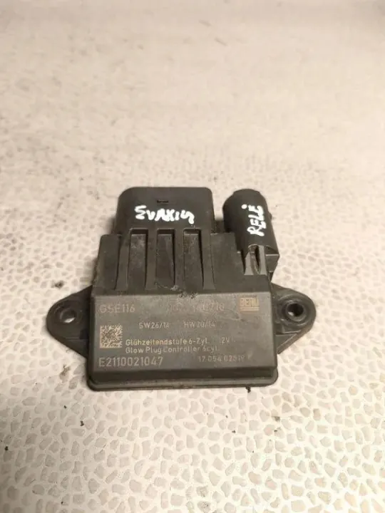 Bougie de préchauffage OEM E2110021047 Mercedes-Benz image 2