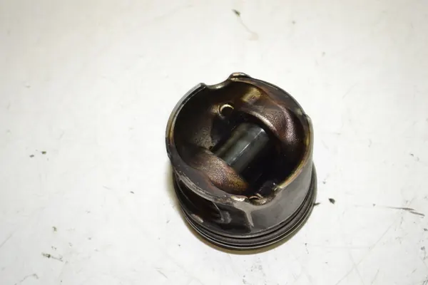 BMW 1 F20 F30 X1 X2 X3 G01 Kolv Stång B47 OEM image 4