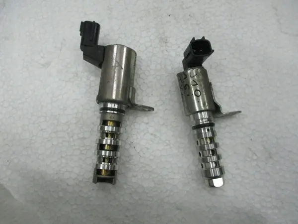 Sensor de árvore de cames usado para Nissan Qashqai Juke 1.6 image 2
