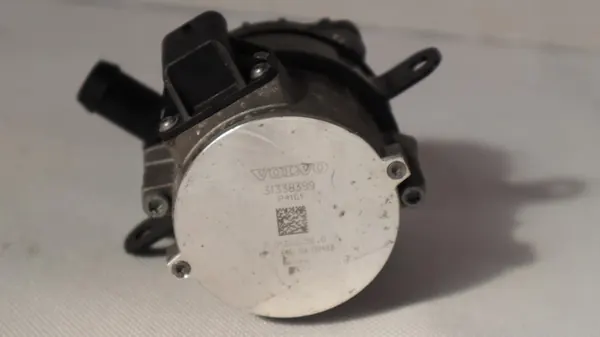 VOLVO XC90 II 2.0 T8 Vattenpump 31338399, 31368284 image 6