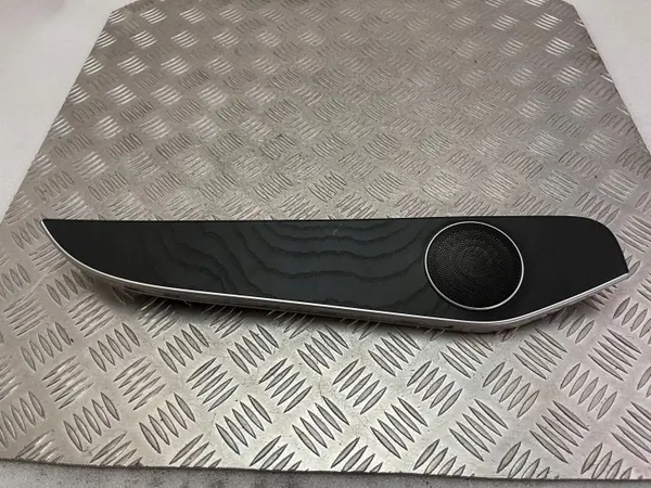 Mercedes-Benz GLC X253 Piel puerta trasera OEM A2057307522 image 2
