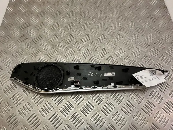 Mercedes-Benz GLC X253 Piel puerta trasera OEM A2057307522 image 4
