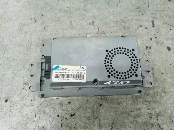Peugeot 407 navigatiescherm OEM 9656690780 image 3