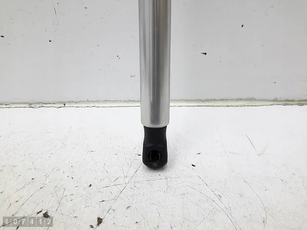 Support de coffre arrière Audi A8 2009 4EO827551A image 2