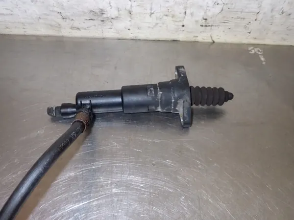 Kytkinorjaus sylinteri Mitsubishi Colt VI Z30 image 2