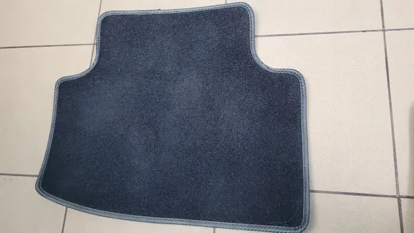 Jeu de tapis velours CUPRA LEON 2.0 TSI OEM image 7