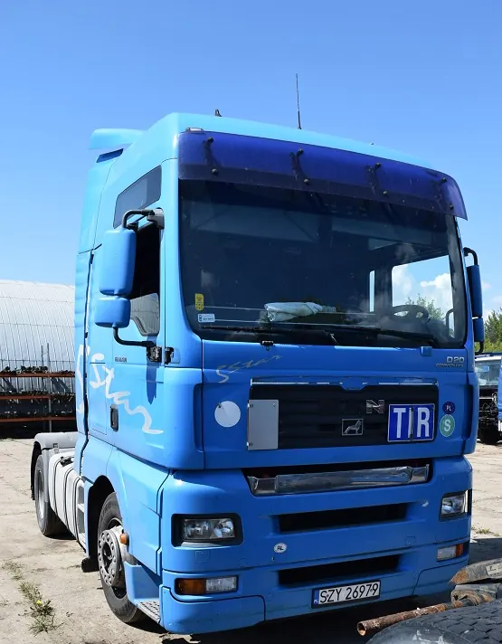 MAN TGA/TGX cabineframe OEM 51063303066/5090 image 2