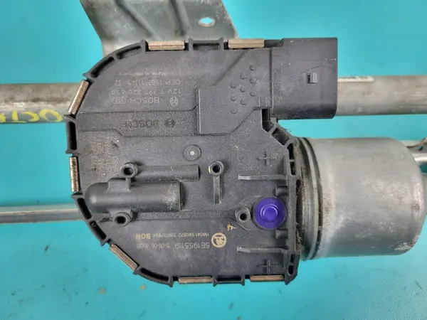 Skoda OE vindrutemotor OEM PRKA114221657190 image 8