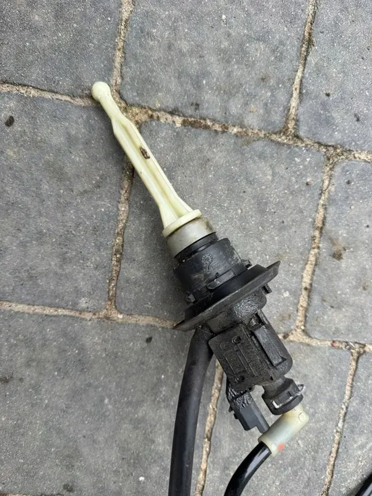 Kytkinpumppu Citroen C4 II Picasso PROACE CITY Berlingo image 3