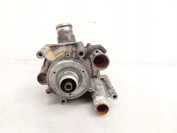 Audi Vattenpump A8 S8 D4 4H OE 057121111B image 5