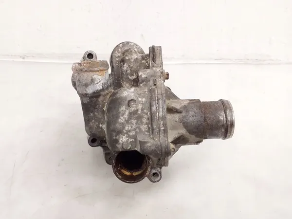 Audi Vattenpump A8 S8 D4 4H OE 057121111B image 8