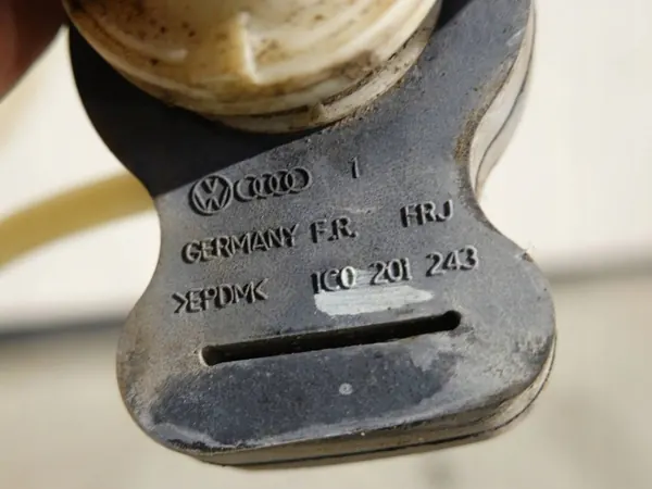 Kolfilter & ventilationsventil OEM 3KD 171201813 image 6