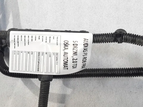 Audi A4 B9 AdBlue-putki OEM 8W0131960D - Käytetty image 3