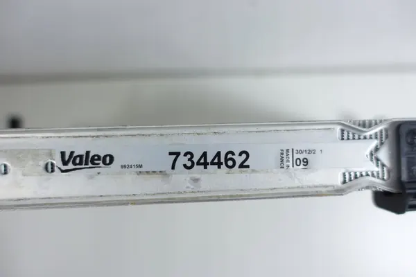 Radiador de agua Renault Clio III 1.5 dCi 734462 Valeo image 6