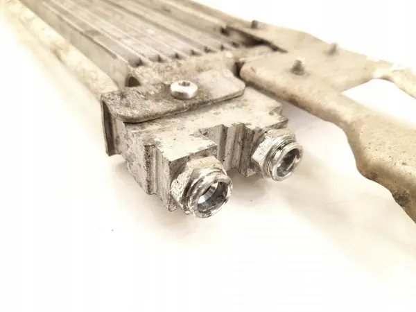 Refroidisseur d'huile Mercedes-Benz C W204 A2045001001 image 4