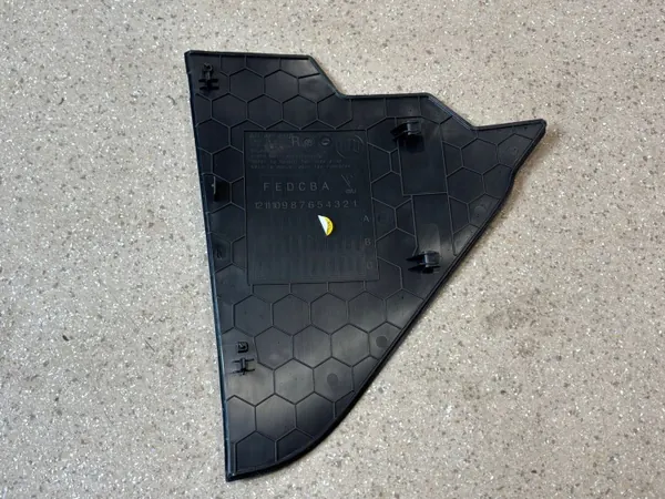 Guarnição de pilar Porsche Taycan Dianteira direita OEM 9J1867938 image 8