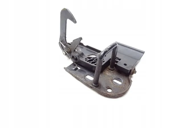 Konepeitteen lukko OEM 3C8823480A VW Passat CC:lle image 2