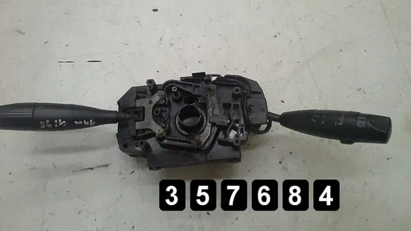 Commutateur Mazda OEM AM-357684 pour 626 1994 image 2