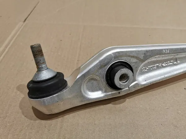 TESLA MODEL 3 17- Braccio di Controllo Anteriore RWD image 2