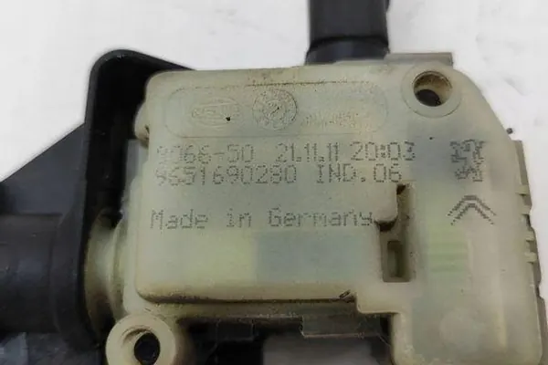 Polttoainesäiliön moottori CITROËN DS4 2.0L diesel image 5