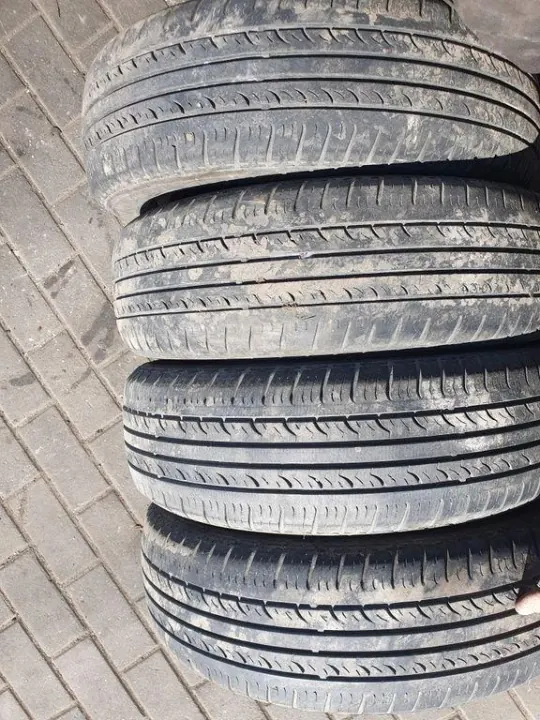 Rejilla de maletero trasera OEM 16565R14 para Skoda Fabia I image 2