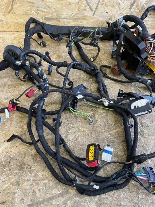 Kit compartimento motor CITROEN C5 AIRCROSS OEM 1.5 image 3