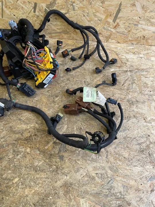 Kit compartimento motor CITROEN C5 AIRCROSS OEM 1.5 image 6