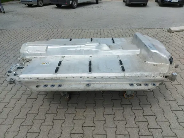 Batterie BMW OEM 88666201 70Ah pour i4 G26 2023 image 3