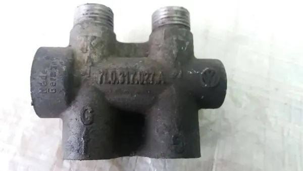 Soupape régulatrice d'huile Porsche Cayenne OEM 7L0317027A image 2