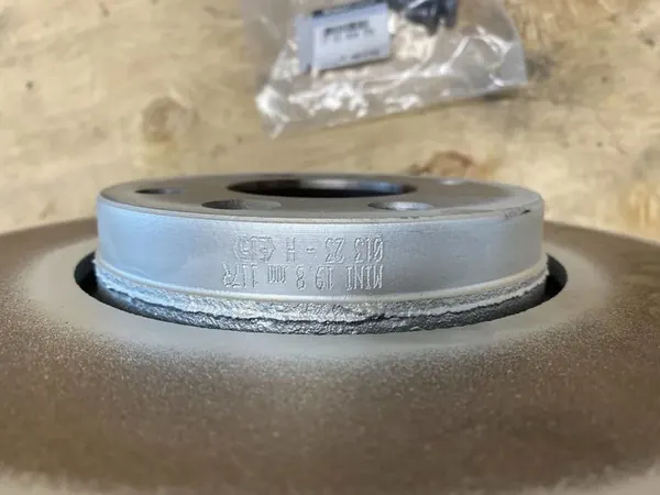 Conjunto de Discos de Freio Dianteiros Renault Clio II Megane II Dacia Logan 260mm OEM image 3