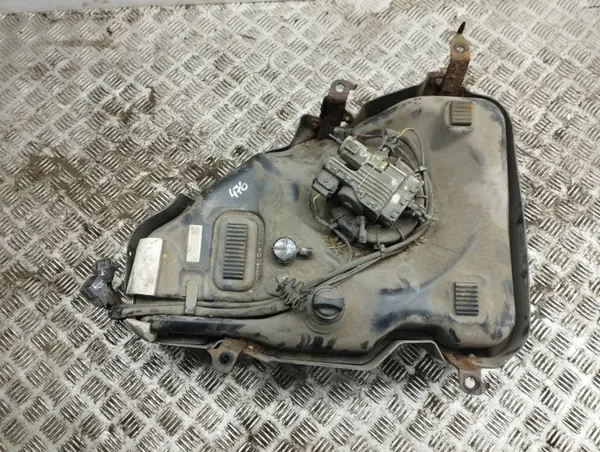 Réservoir AdBlue Mazda CX-7 2011 OEM AMD115559 image 2