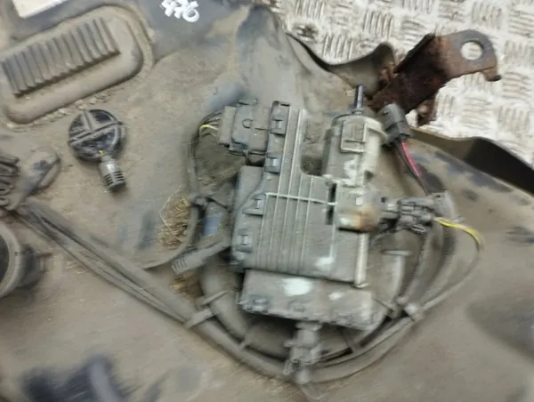 Réservoir AdBlue Mazda CX-7 2011 OEM AMD115559 image 5
