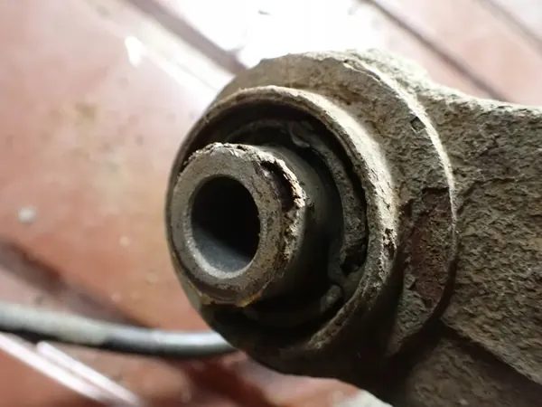 Mozzo posteriore destro Kia Ceed II 1.4 CRDI OEM 55280-A6200 image 8