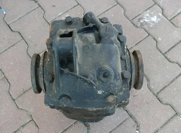 Diferencial Trasero 3.07 BMW X3 E83 2.0D 150CV image 3