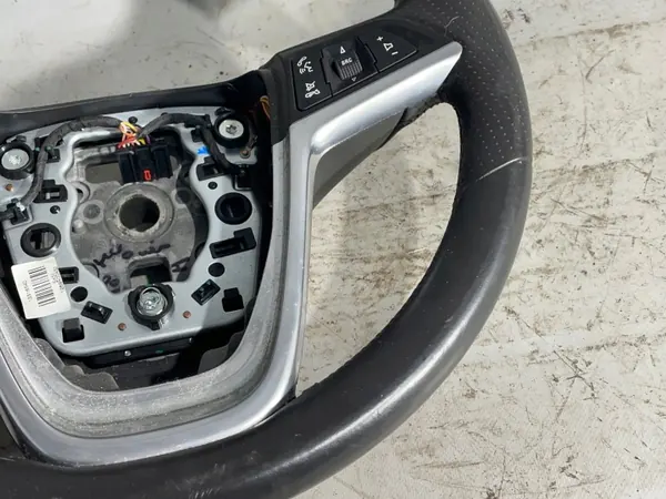 OPEL OEM 13316540 Insignia A Leren Stuurwiel image 3
