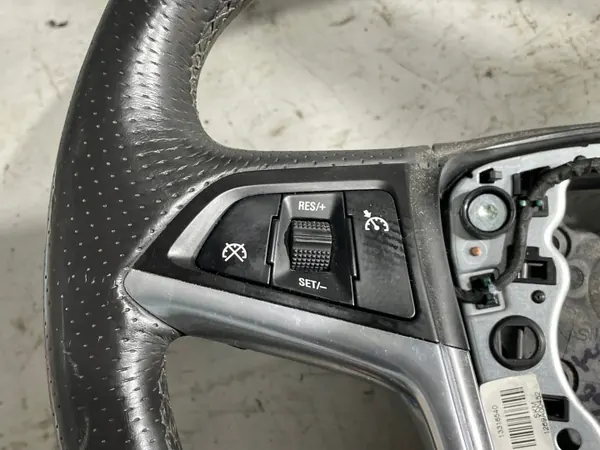 OPEL OEM 13316540 Insignia A Leren Stuurwiel image 6