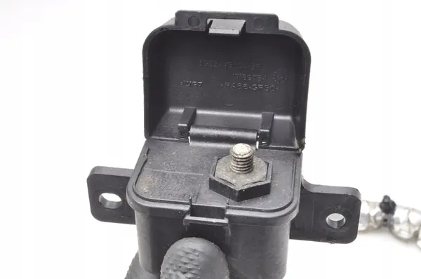 Câble positif de batterie Aston Martin Vantage OEM 378315 image 4