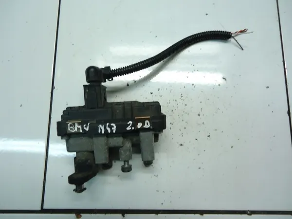 BMW 3 F10 F20 F30 2.0D Atuador Turbo 6NW010099-02 image 1