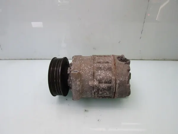 Ilmastointikompressori VW Touareg 03R 3.2 V6 3B0820803C image 2