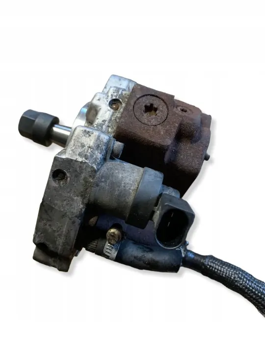 Pompe à injection BMW OE 7788678 d'occasion image 2
