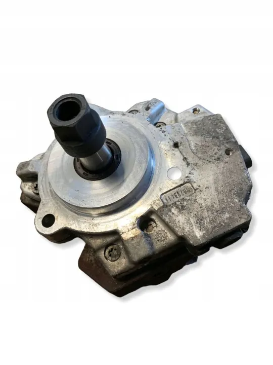 Pompe à injection BMW OE 7788678 d'occasion image 4