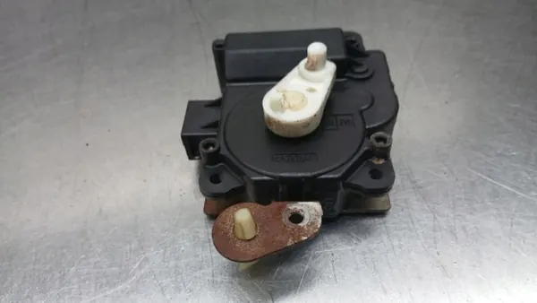 Lämmitysmoottori OEM 063700-8750 Honda CR-V II 2.0 image 3
