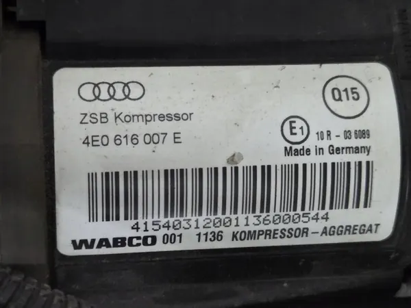 Audi A8 S8 D3 bakluftfjädring kompressor OEM 4E0616007E image 7