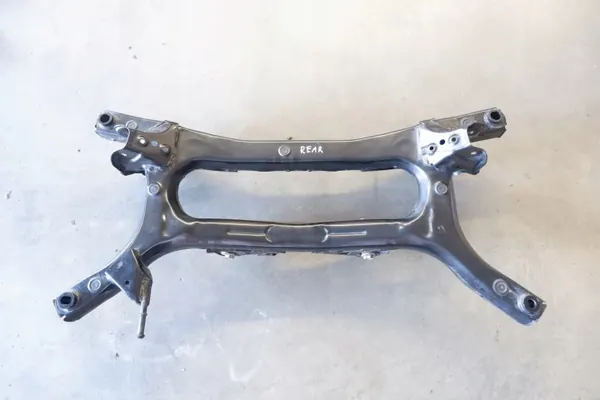 Toyota Prius Prime bakre balk OEM 5120647012 image 6