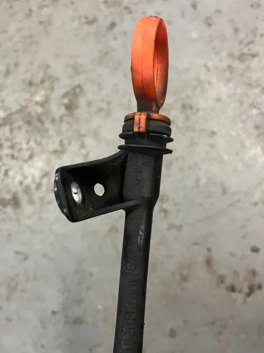 Oliepeilstok OEM 03L103634 voor 2.0 TDI image 4