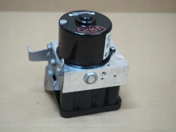Pompe ABS OEM 6789300 pour BMW E87 E90 2.0D image 3