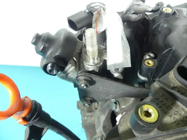 Injectiepomp VW Passat B7 2.0 TDI 0445010526 image 3