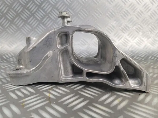 Mercedes A2602230000 Drivaxelfäste Begagnad image 3
