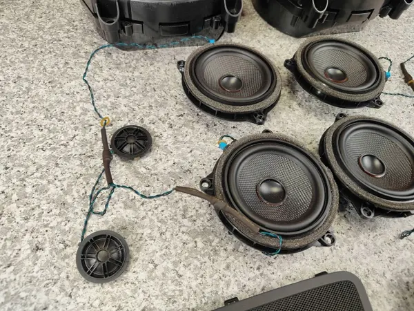 Système Audio BMW X3 F25 OEM 9257121 - Top-HiFi image 7