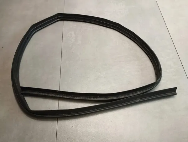 Audi Q4 e-tron 2023 USZCZELKA PROGU 89A833177 image 1